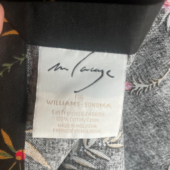Williams Sonoma Black floral napkin set of 4 NWOT - Picture 5 of 12
